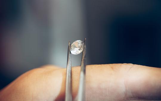 Il mercato dei diamanti lab-grown: numeri, trend globali e opportunità in Italia