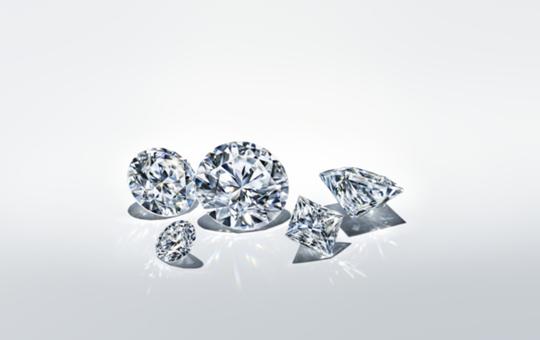 Come integrare i diamanti lab-grown nella tua offerta senza compromettere il posizionamento del tuo brand