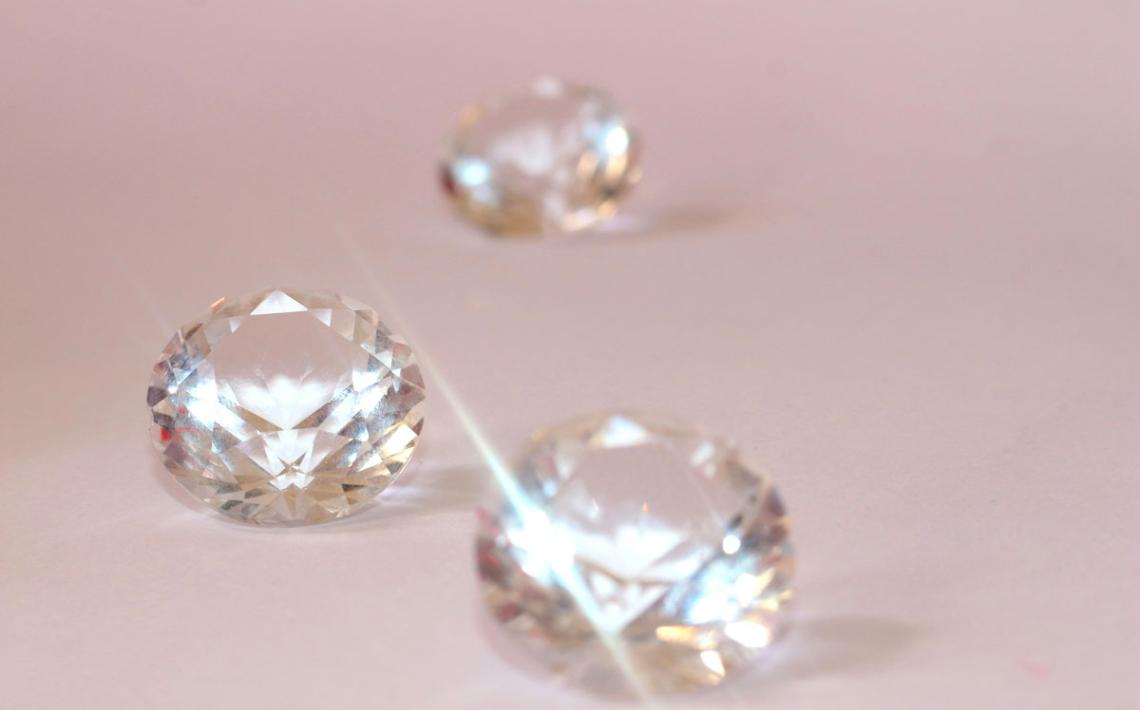 HPHT e CVD: la scienza della crescita controllata dei diamanti lab-grown