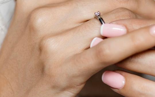 Bridal diamond e matrimonio sostenibile: come costruire una proposta credibile